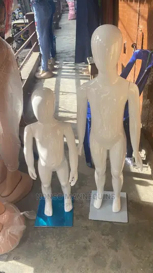 Age1 to 3 Age 3 to 6 Years Glossy White Unisex Mannequins