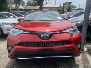 Toyota RAV4 2017 Red