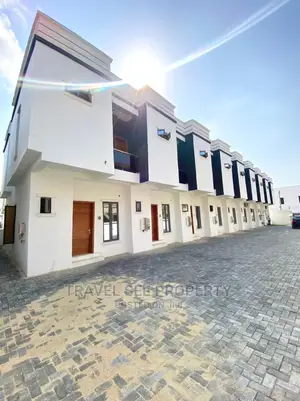 2bdrm Duplex in Lkota Roads, Ikota for sale