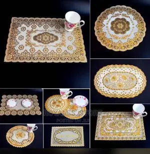6pcs Decorative Waterproof Gold Lace Table Mat / Runner Set