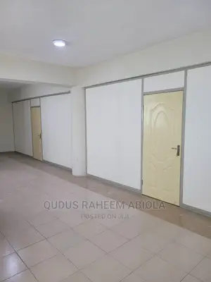 Pop Dry Wall Partition With Screeding