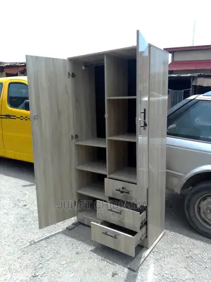 Standard Double Door 3*6ft Wardrobe