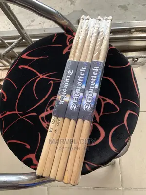 1 Pack Of Drumsticks (6 Pairs)