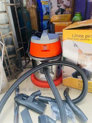 Quality Vacuum Cleaner Wet and Dry With Blower 20L