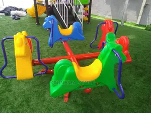 4 Seaters Outdoor Merry Go Round