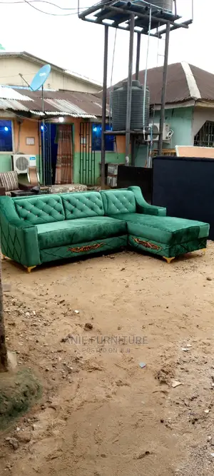 L Shaped Chair at Affordable Price
