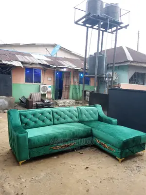 L Shaped Chair at Affordable Price