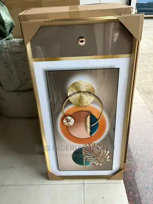 Wall Portrait Golden Decorative Frame