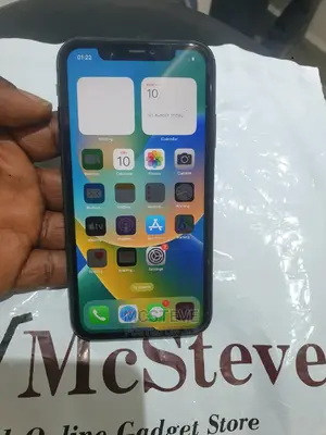 Apple iPhone 11 64 GB Gray