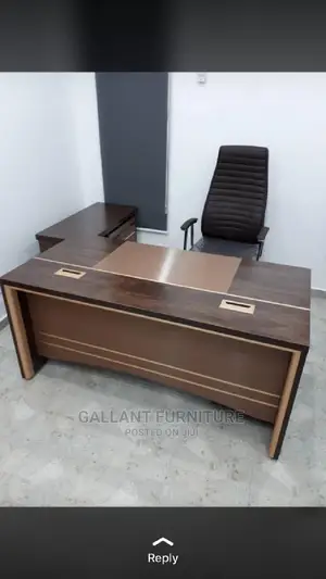 Executive Office Chair and Table 1.6mtr