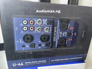 Zoom-U44 Handy Audio Interface