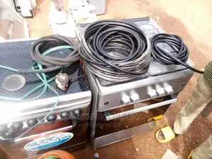Tokunbo Barely Used 4 Burner Standing Gas Cooker With Oven
