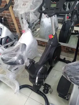 Spinning Bike Big Size and Water Bottle Space