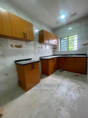 Furnished 3bdrm Block of Flats in Surulere for rent