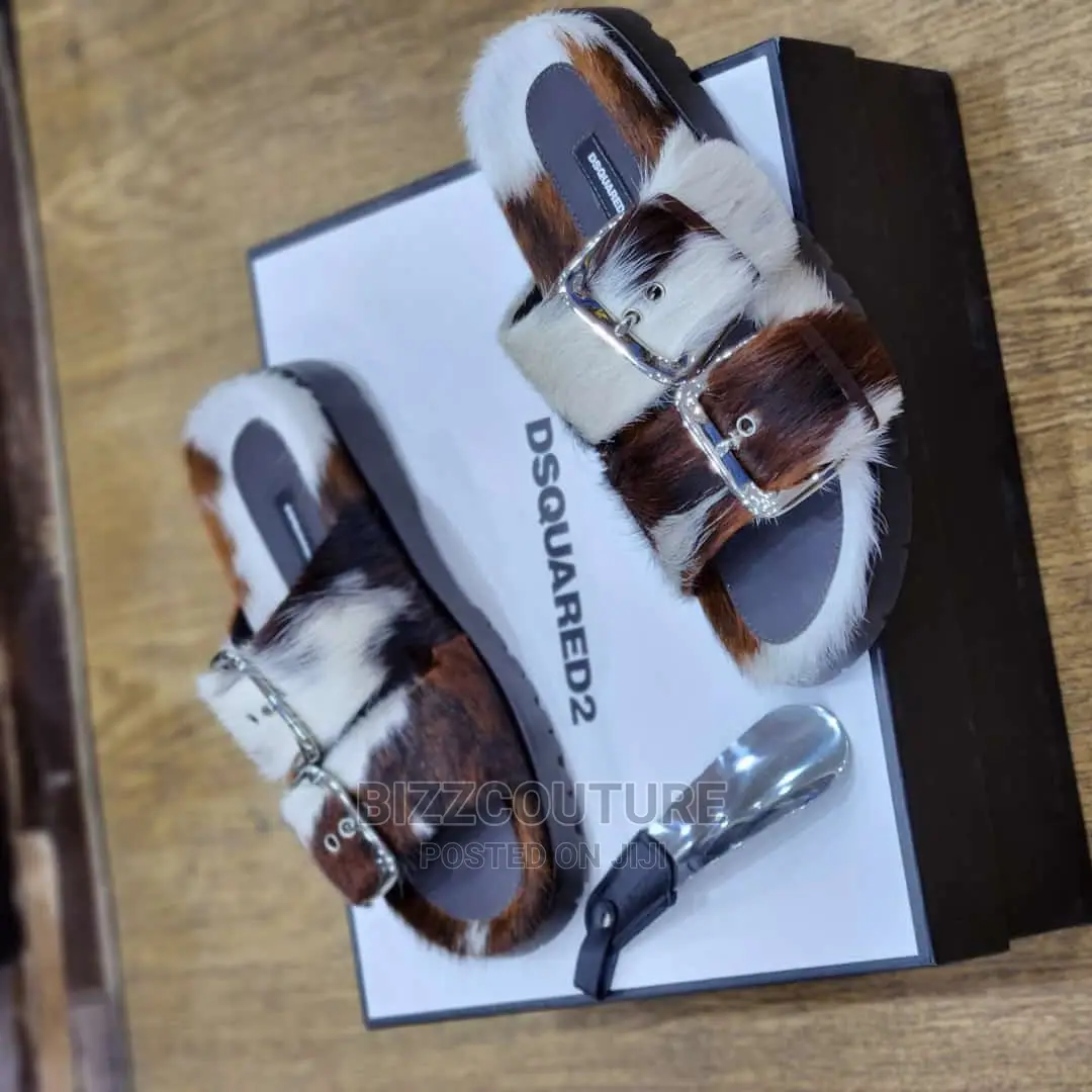 Original DSQUARED2 Sandals Available in Store