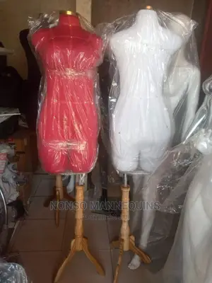 Size10 Dressform Stand