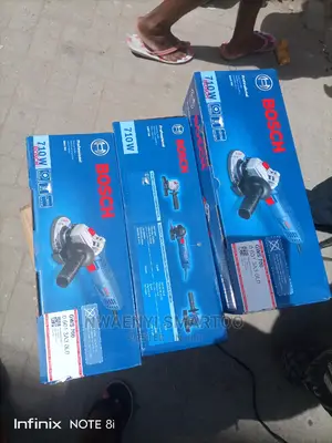 41⁄2 Bosch Cutting Machine (Grinding Machine)