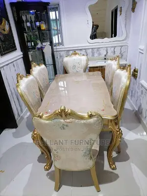 Royal Dining Table Set