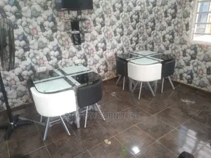 Stuffzy Unique Restaurant Tables With 4