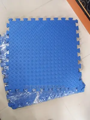 60cm by 60cm Interlock Mat.