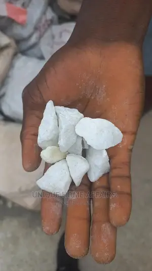 White Stone Chipping