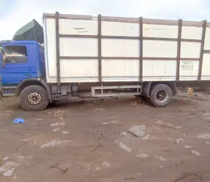 Hire Covered Truck for Relocation