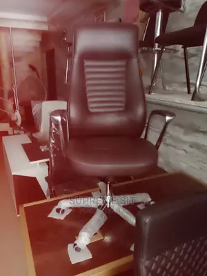Original Leather Executive Office Chair.