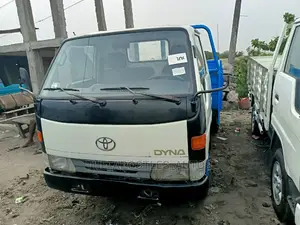 Toyota Dyna Direct Fuel Six Tyres