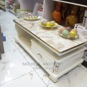 Royal Center Table