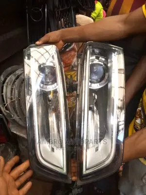 Complete Head Lamp Audi Q3 2016