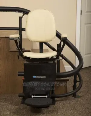 Platinum Curve Curved Stairlift