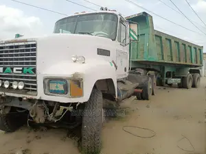 Mack Ch and Tipper Truck Registered