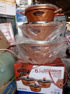 3set of Non Stick Pot With Glass Cover