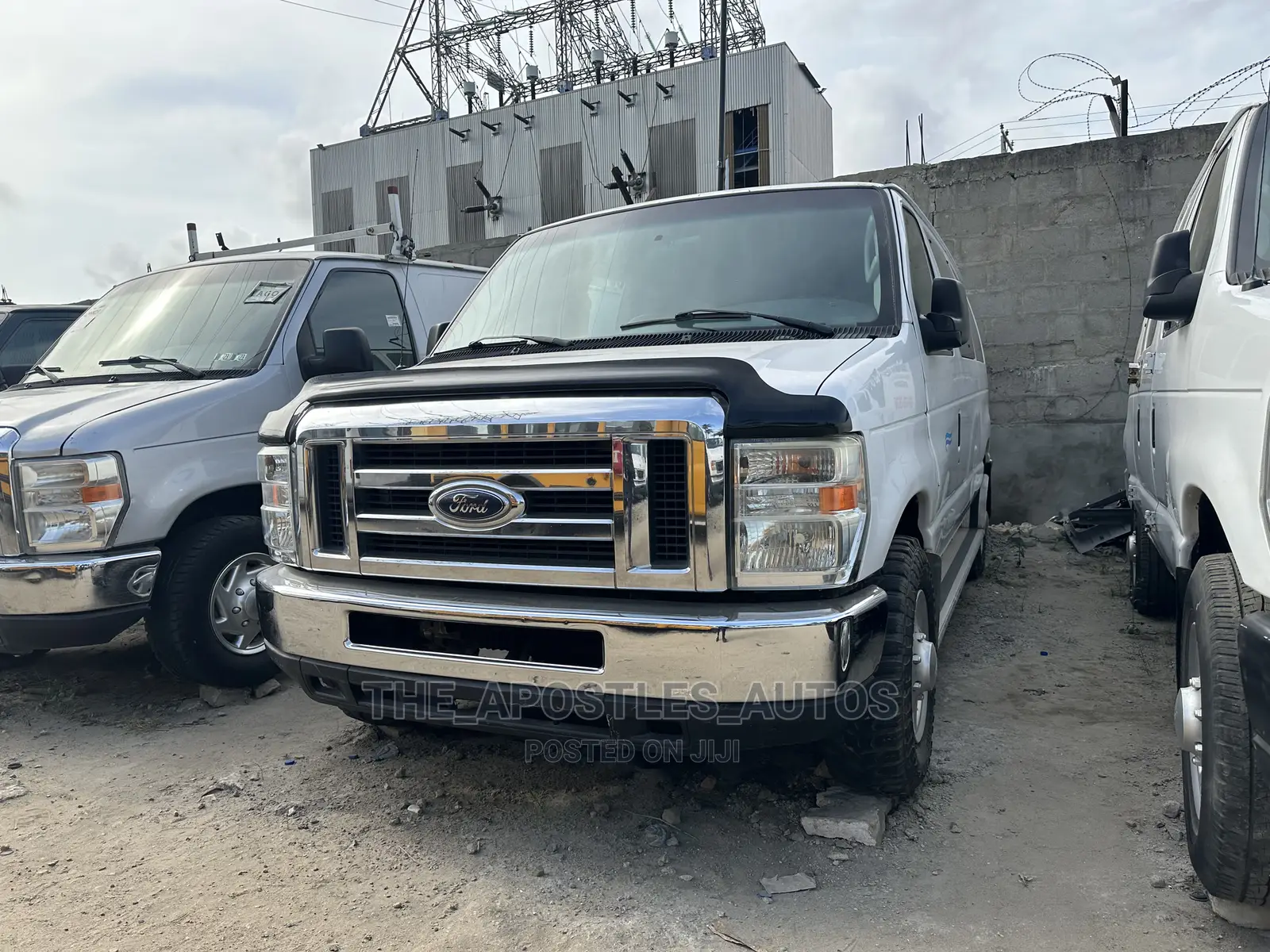 Ford E350 2010 White