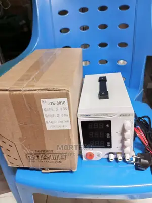 DC Power Supply Variable 30V 10A