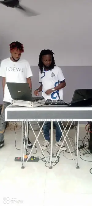 MC,DJ,Hypeman, Comedian ,Drummer