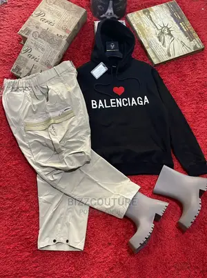 Original BALENCIAGA Hoodies Available Store