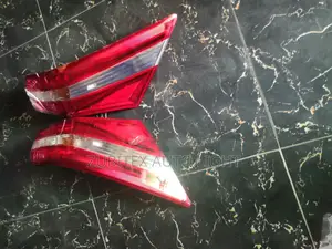 Set Rearlight Avalon 2014=2015