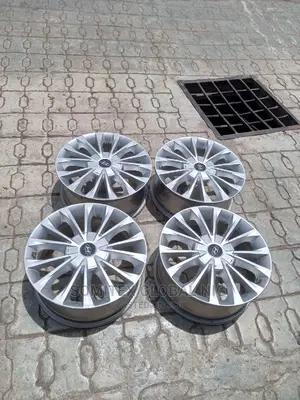 Hyundai Alloyed Rim17!