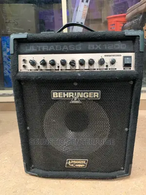 Behringer Ultrabass BX 1200 Amplifier (Combo)