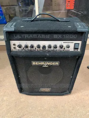 Behringer Ultrabass BX 1200 Amplifier (Combo)