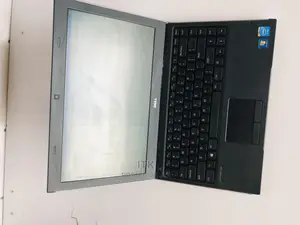 Laptop Dell Latitude 3330 4GB Intel Celeron HDD 500GB