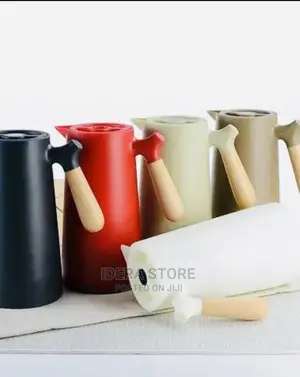 Vaccum Water Flask