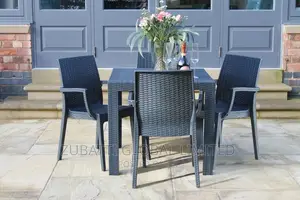 Outdoor Garden Plastic Chair and Table
