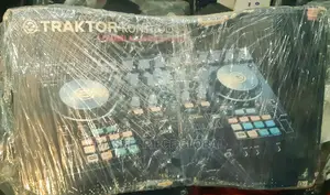 Traktor Kontrol S4