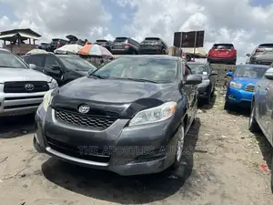 Toyota Matrix 2011 Gray