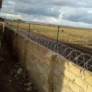 Electrial Fence Rail.