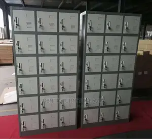 18 Workers Locker