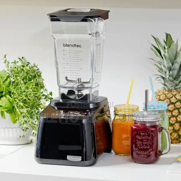 Blendtec Designer 650 + Wild Side Jar