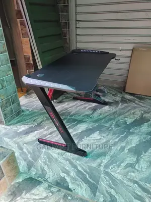 Executive Ergonomic Chair Table
